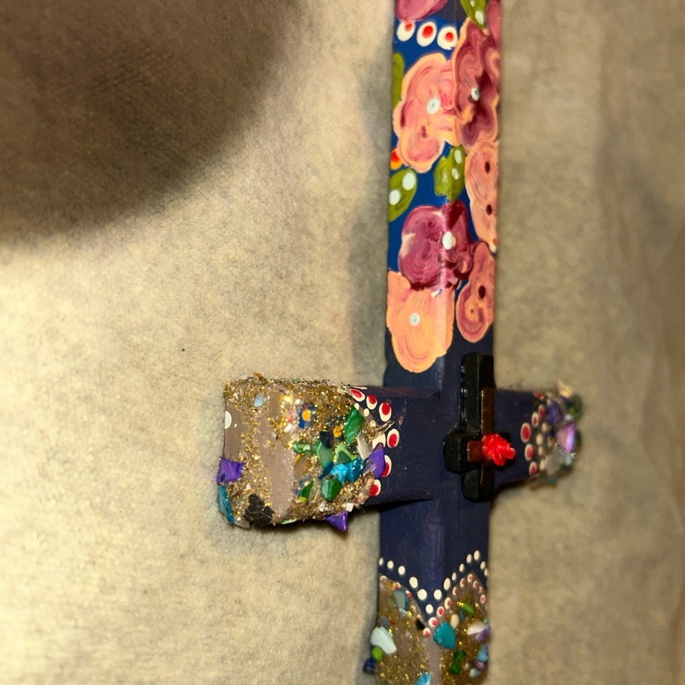 Colorful Wood Cross - Picture 7 of 7